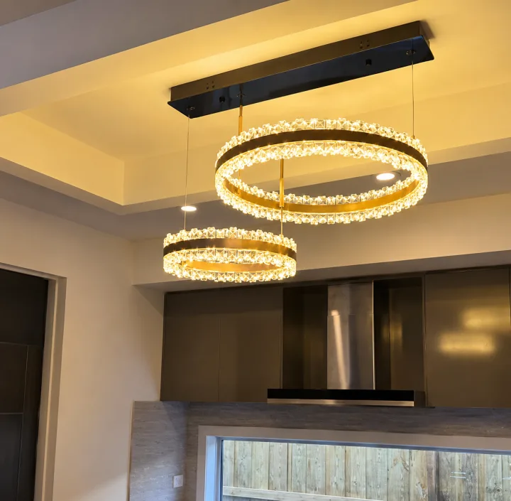 Decorative chandelier lighting installation